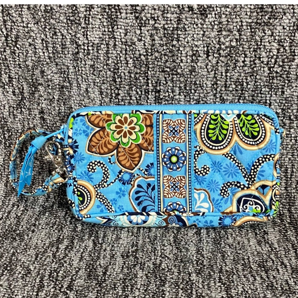 VTG Vera Bradley Kensington Floral Paisley Blue Quilted Cotton Wristlet Pouch